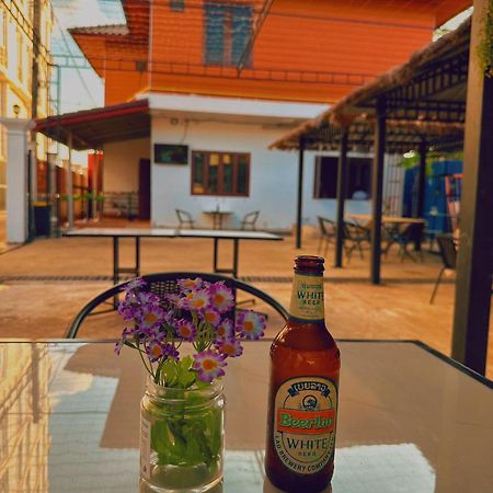 Venn Hostel Vientiane Exterior photo