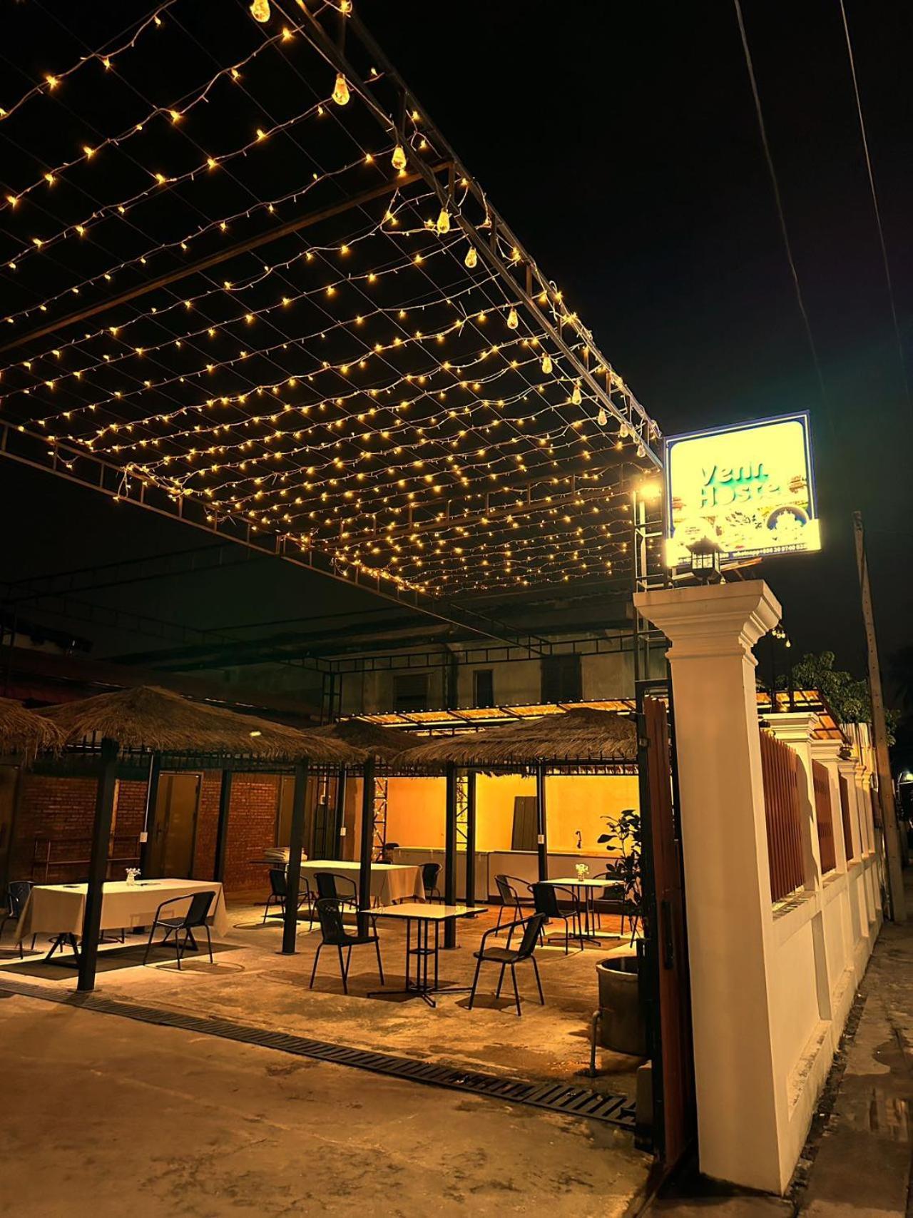 Venn Hostel Vientiane Exterior photo